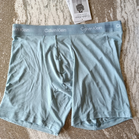🆕 Calvin Klein Men's Ultra Soft Modern Boxer Brief Underwear Size Medium - Picture 2 of 3